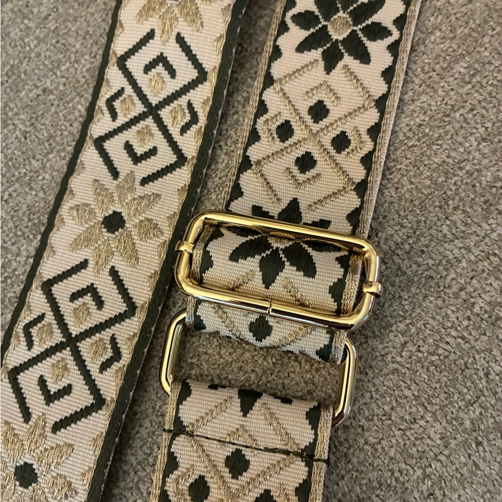 Geometric Patterned Bag Strap - Picture 2 of 3